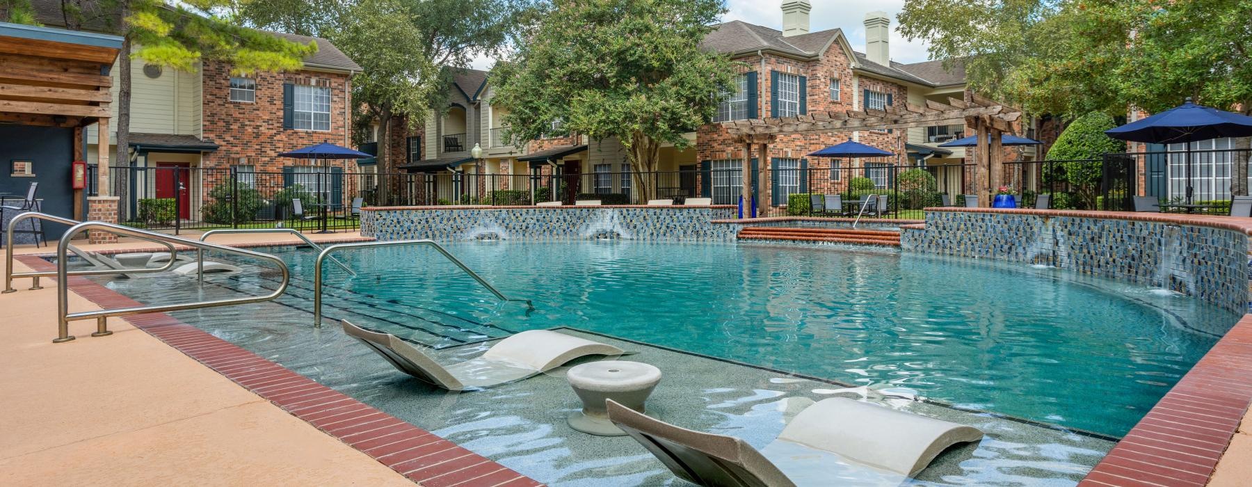 pool area with in-water seating